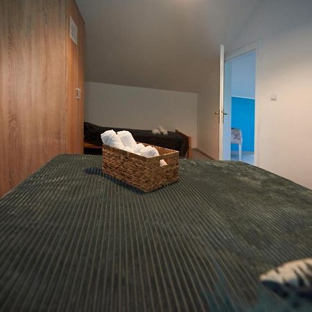 Apartman Azra Kikinda Exteriör bild