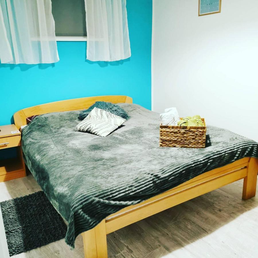 Apartman Azra Kikinda Exteriör bild