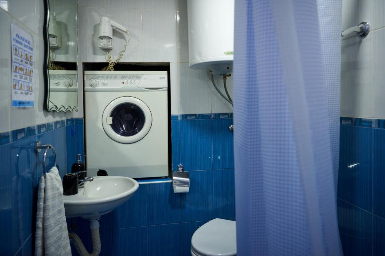 Apartman Azra Kikinda Exteriör bild