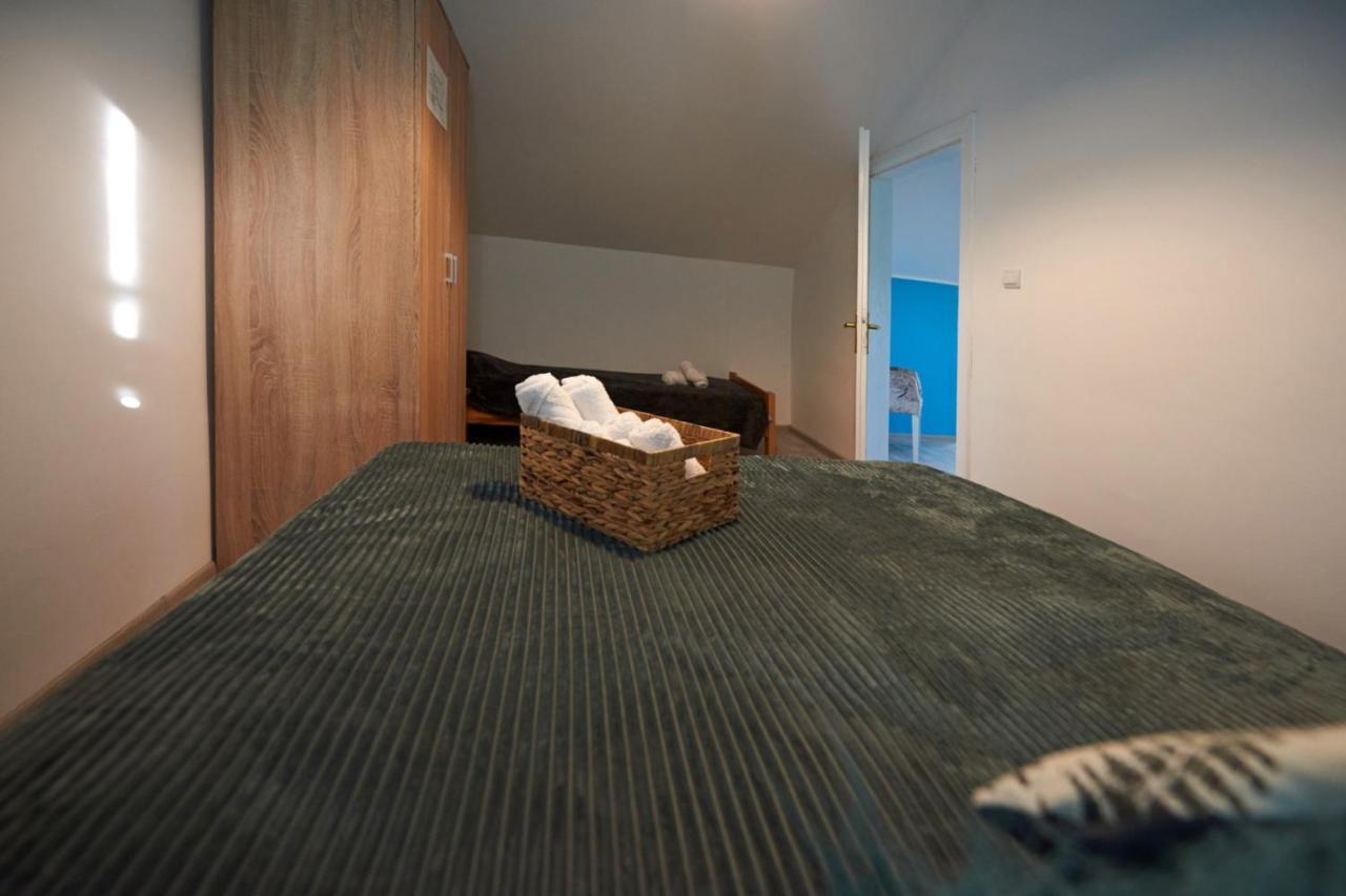 Apartman Azra Kikinda Exteriör bild
